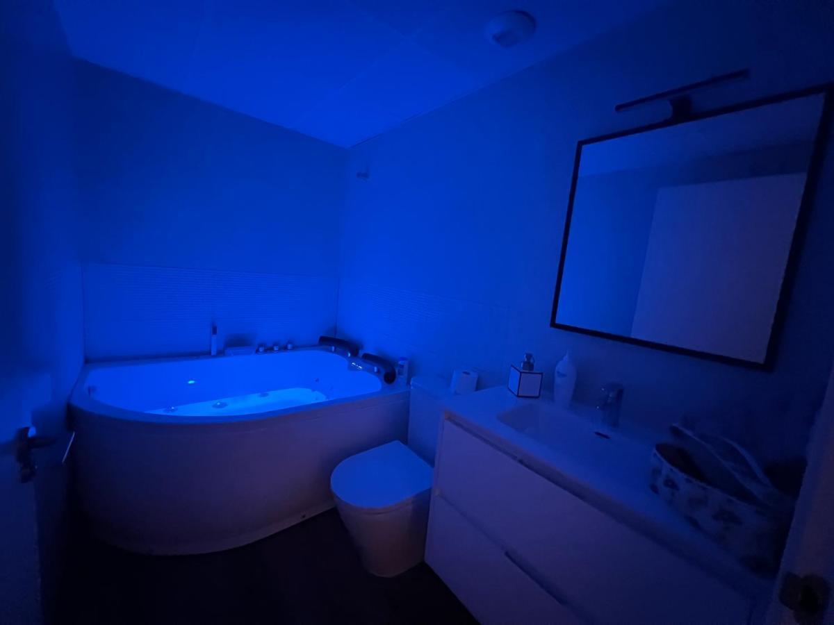 Alameda Velvet Ciudad Ciencias - Housevanlive Valencia Luaran gambar